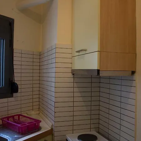 Cute Apartment In The Center Of The City Larissa Exterior photo